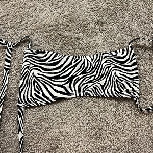 rare kendall & kylie swim top